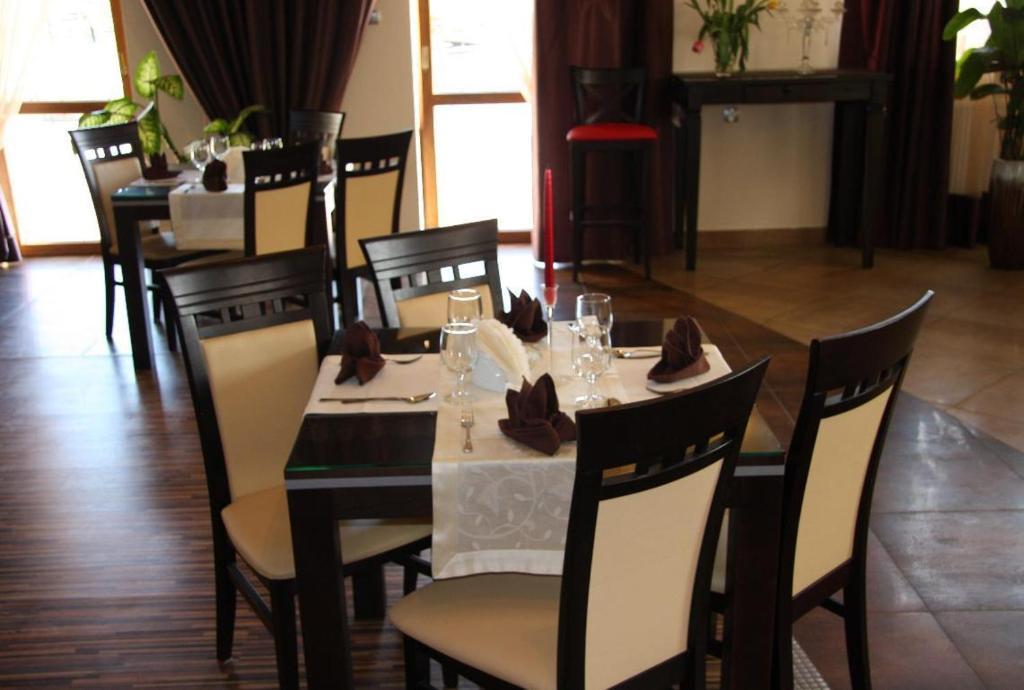 Hotel Wasik Krogulcza Esterno foto